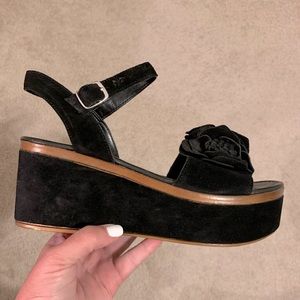 bata platform sandals